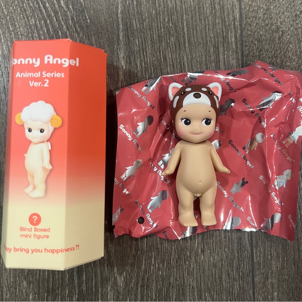 NEW Sonny Angel Animal Series 2 mini figure - lesser panda